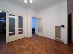 Dob utcai lakás