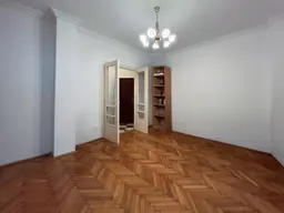 Dob utcai lakás
